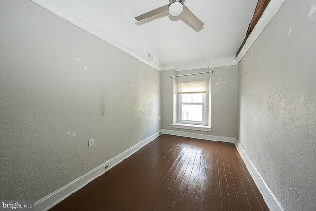 Building Photo - 3929 Terrace St