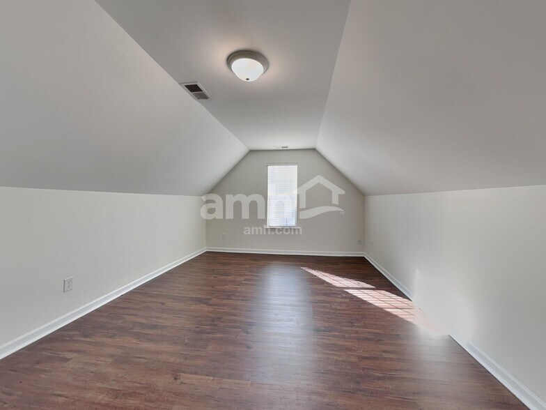 Building Photo - 139 Ashmont Dr