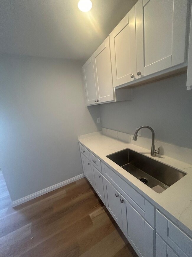 Building Photo - 522 Jefferson Ave