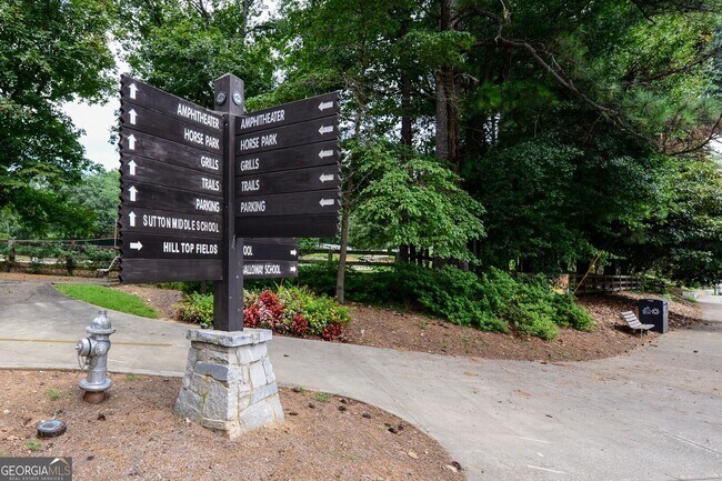 Building Photo - 4708 Tall Pines Dr NW