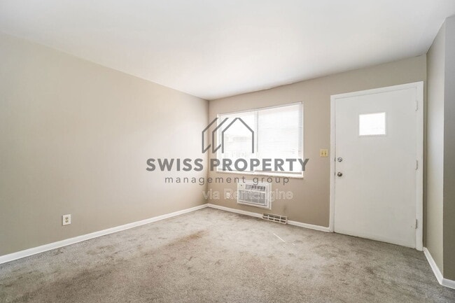 Building Photo - 5822 N Meadows Blvd