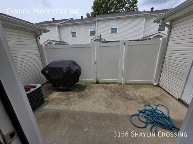Building Photo - 3156 Shaylin Crossing