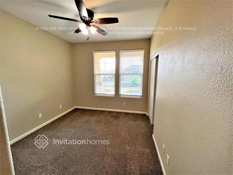 Building Photo - 1802 Coffee Creek Way