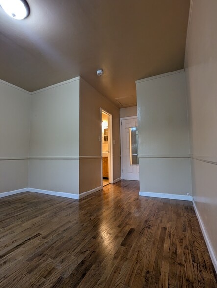 Building Photo - 4858 70th St