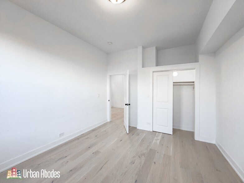 Building Photo - 2129 N Bingham St