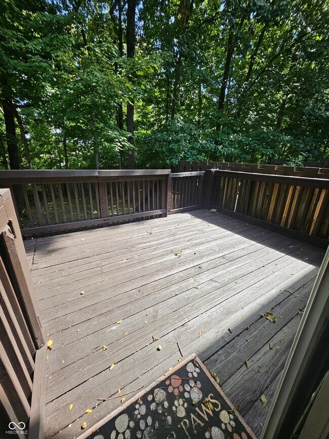 Building Photo - 9459 Timber View Dr