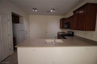 Building Photo - 8984 Salvatore St