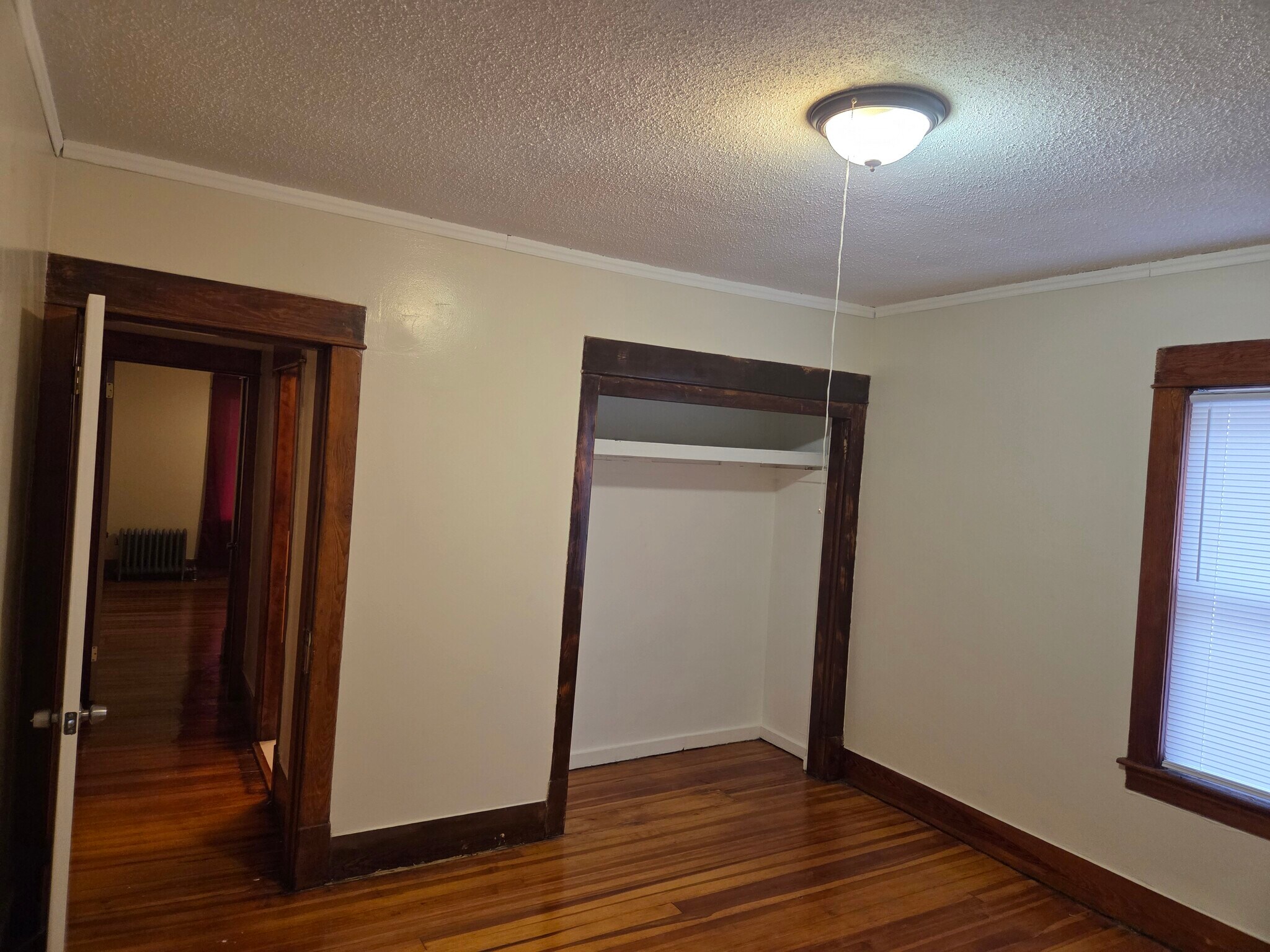 Building Photo - 43 Ozark St