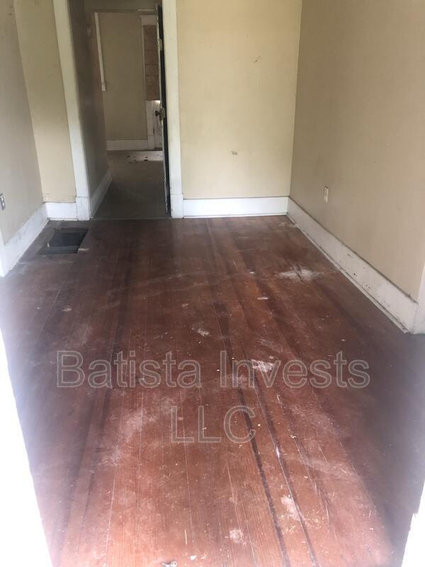 Building Photo - 821 E McCarty St