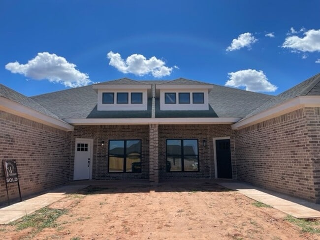 Building Photo - 412 Big Sky Loop