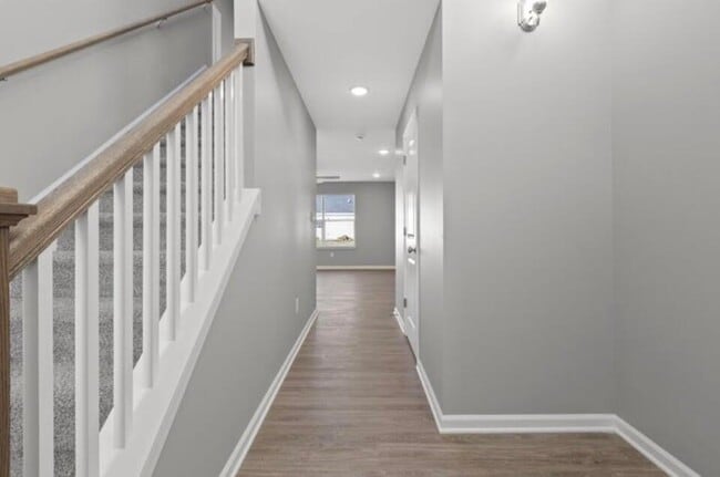 Building Photo - 8028 Driftwood Lp