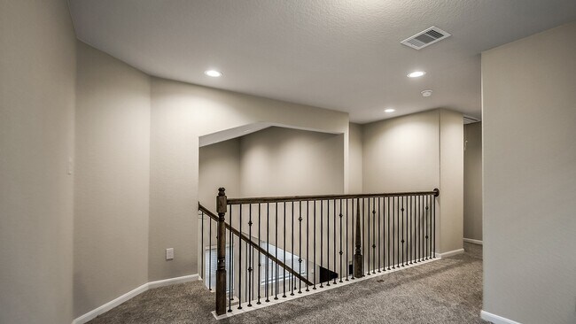Building Photo - 1606 N City Oaks Ln