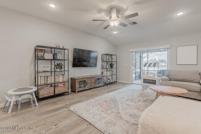 Building Photo - 13849 Harlowton Ave