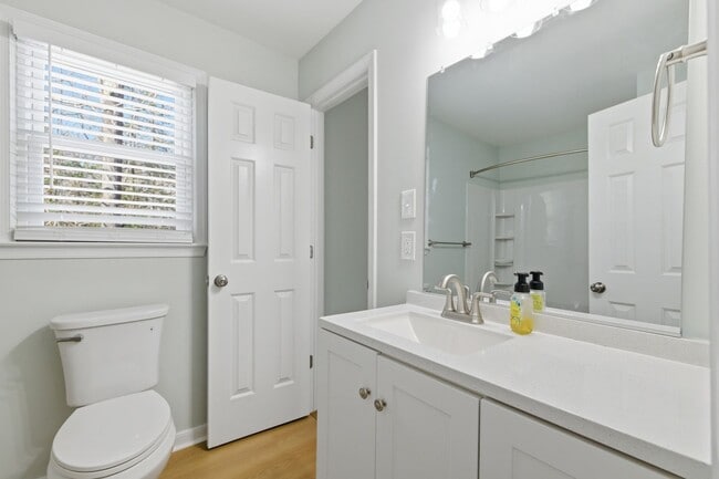 Building Photo - 2760 Mistwood Forest Dr