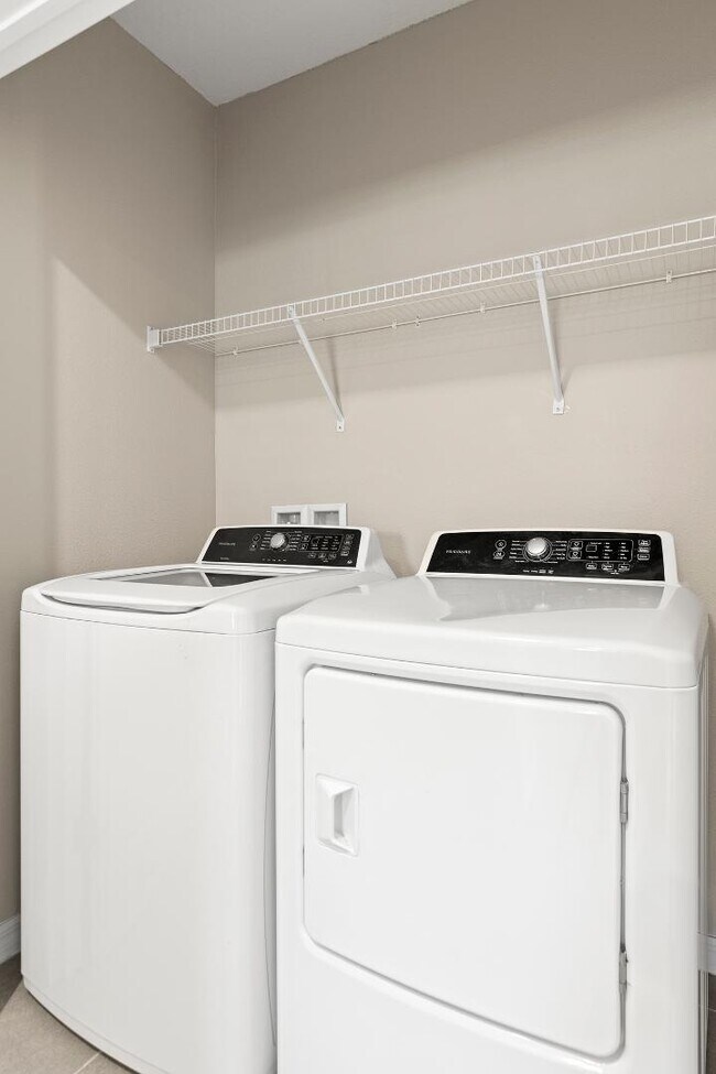 Building Photo - 8749 Falling Blue Pl