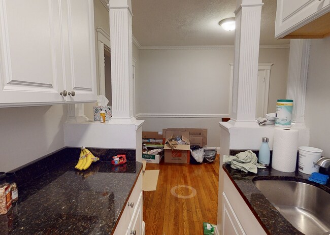 Primary Photo - 14 Gray St