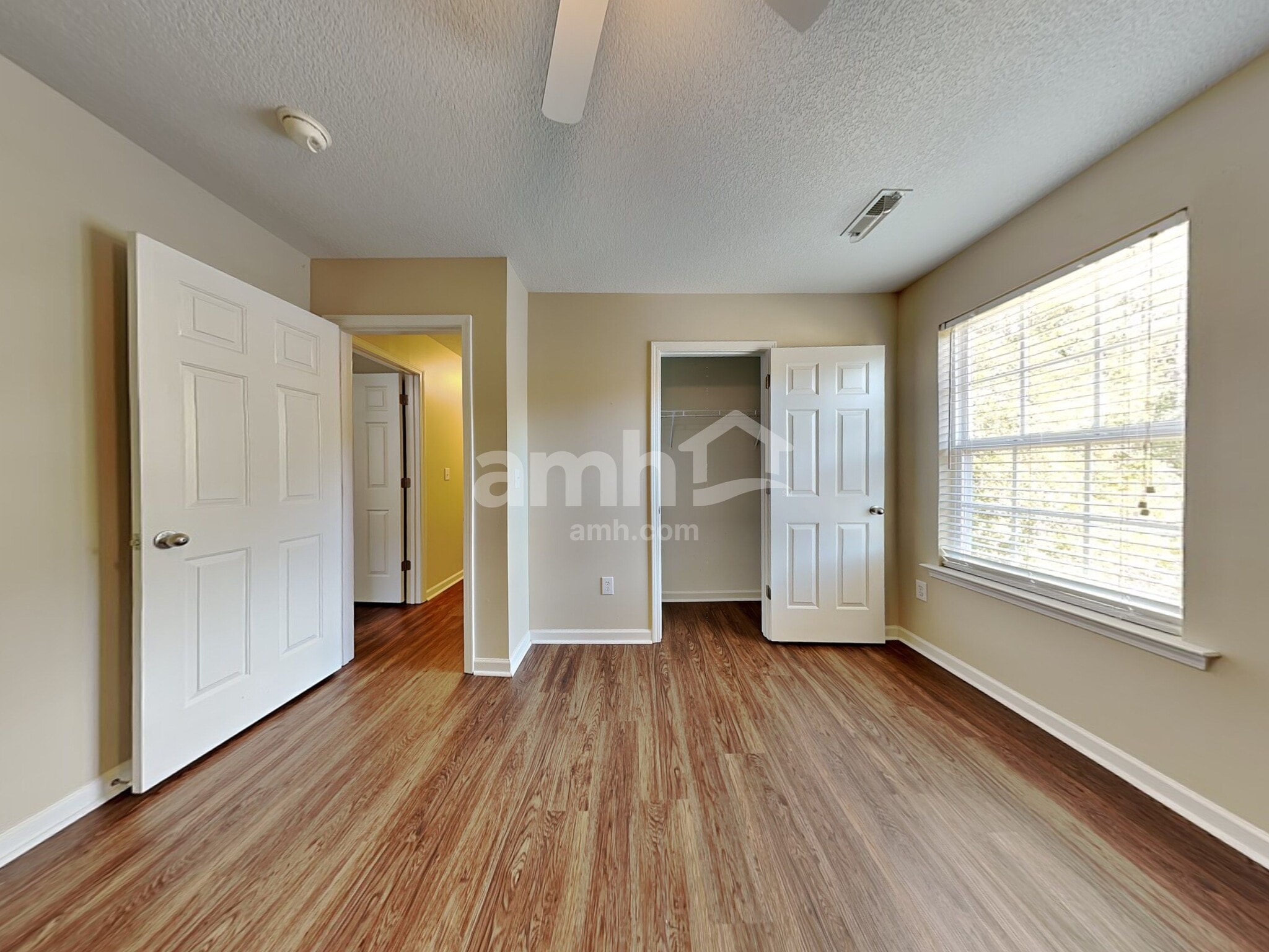 Building Photo - 122 Duraleigh Rd