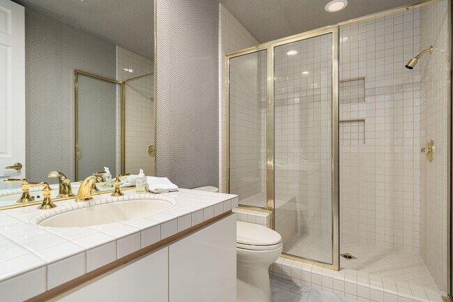 Building Photo - 44970 Olympic Ct
