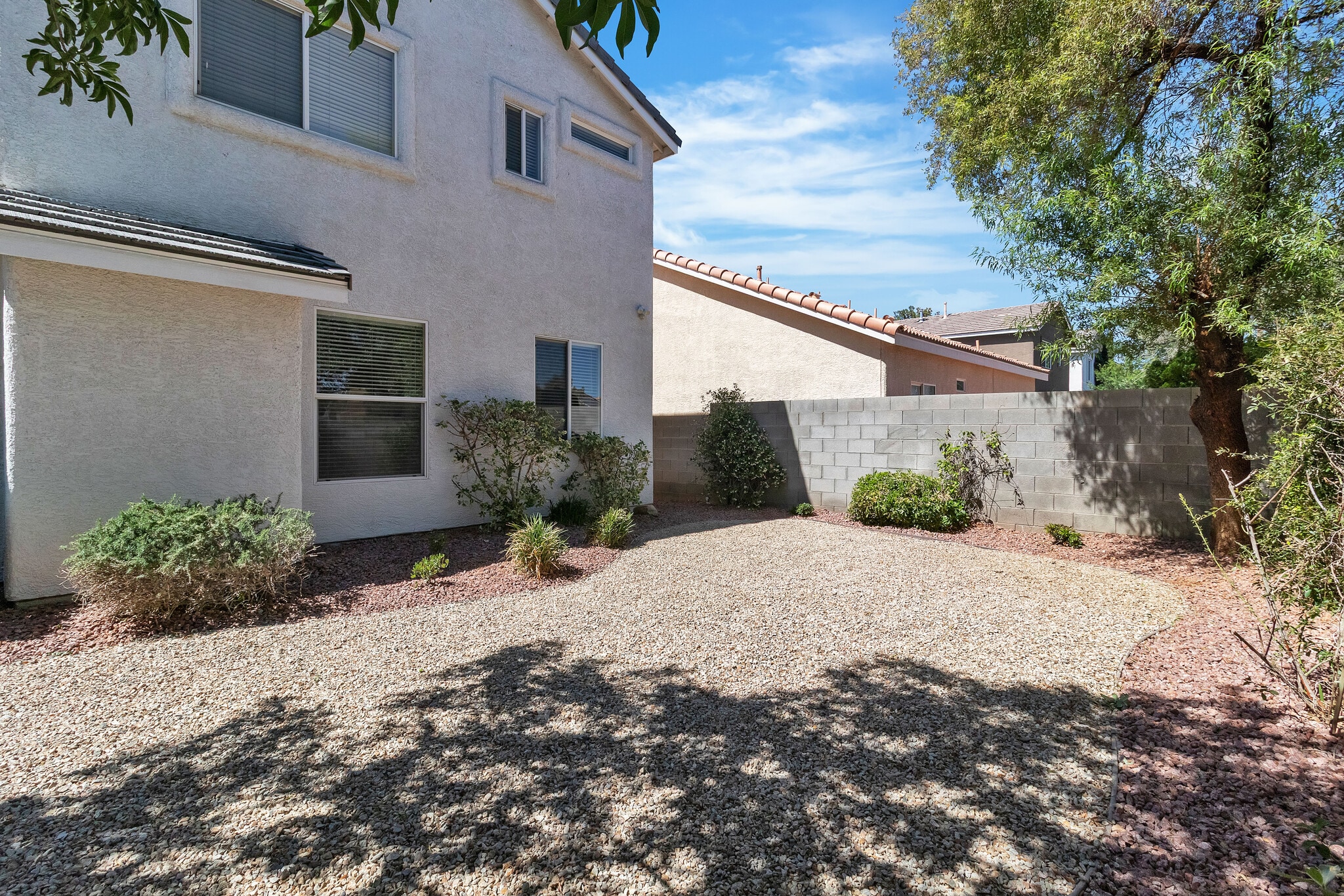 Building Photo - 1568 Lamplight Village Ln