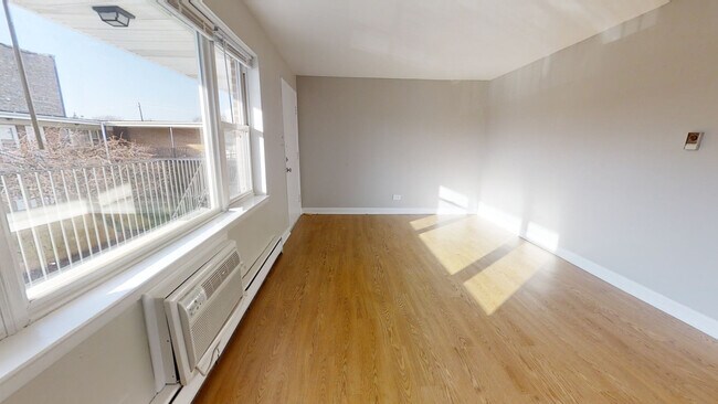 Building Photo - 6606 Windsor Ave