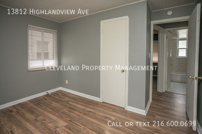 Building Photo - 13812 Highlandview Ave