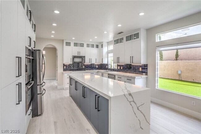 Building Photo - 8910 Minsk Ct