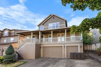 Building Photo - 15119 SW Greenfield Dr