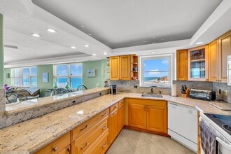 Building Photo - 3000 S Ocean Blvd