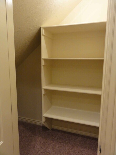 Building Photo - 8687 S Cajean Cir