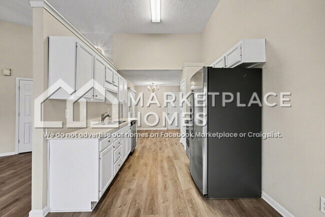 Building Photo - 3028 Dairy Farm Dr