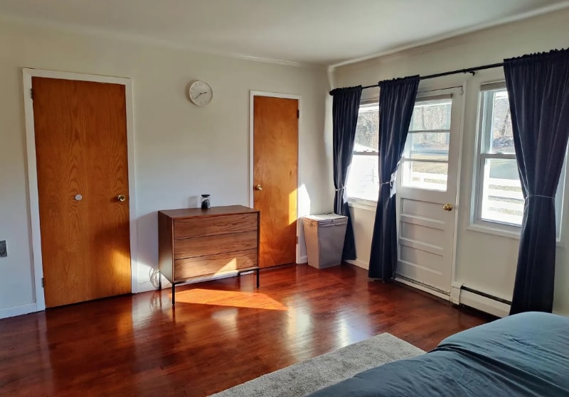 Building Photo - 184 Finmor Dr