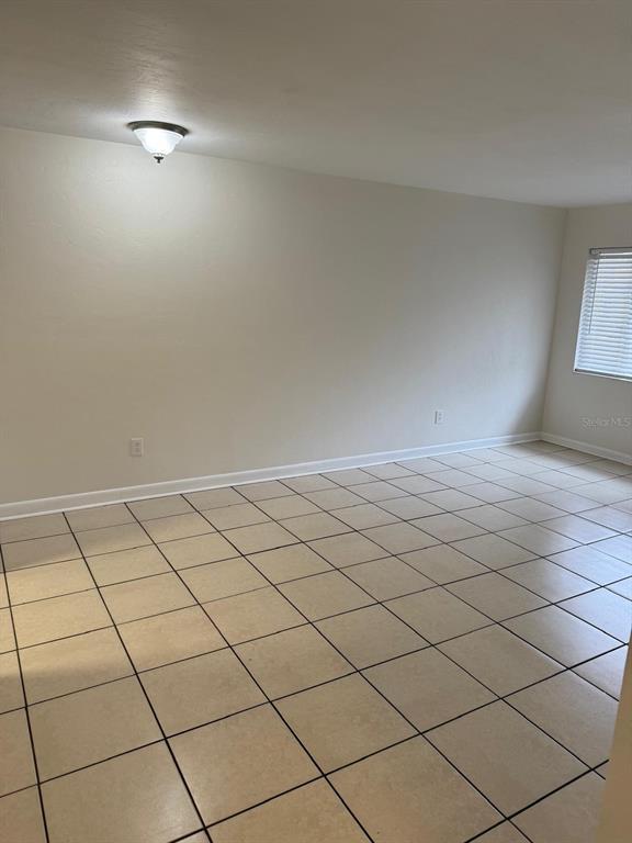 Building Photo - 5913 NW 23rd Terrace