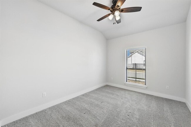 Building Photo - 9201 Spire View