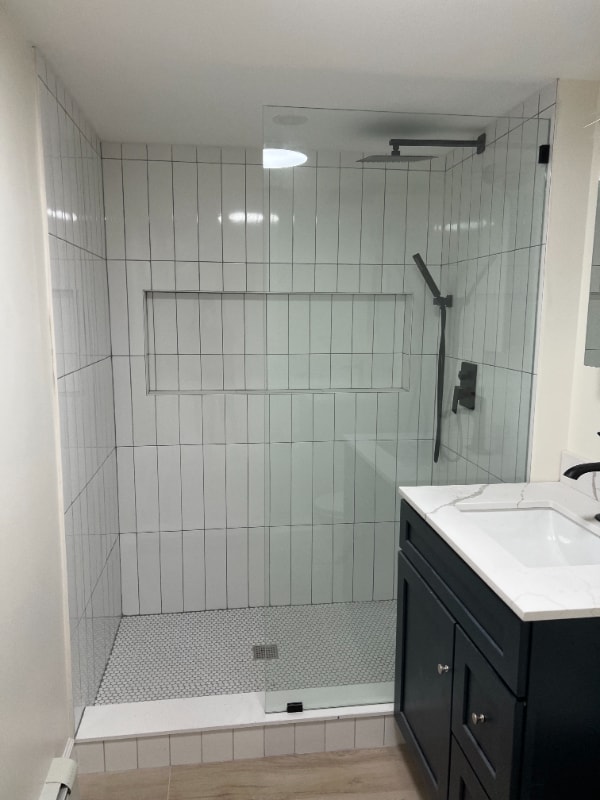 Building Photo - 182 Kittredge St