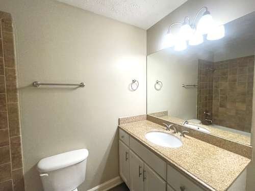Building Photo - 3940 Butterfield Dr NW