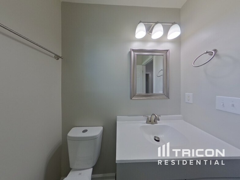 Building Photo - 2019 Slater Springs Dr