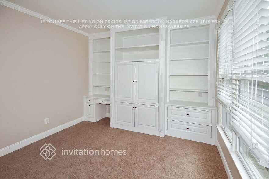 Building Photo - 1597 Trilogy Park Dr