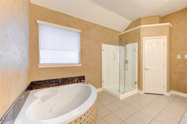 Building Photo - 5810 Sequoia Trace Ct