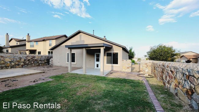 Building Photo - 3 br, 2.5 bath House - 6952 Cactus Thrush