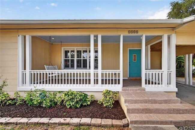 Building Photo - 1420 Maravilla Ave