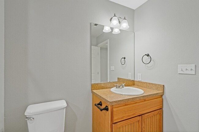 Building Photo - 1013 Tesoro Run