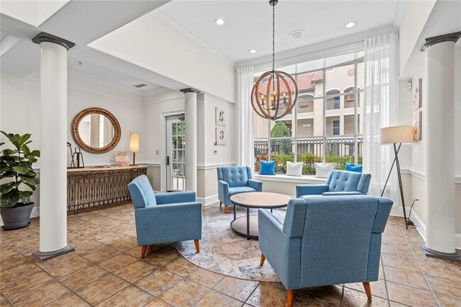 Building Photo - 955 Juniper St NE