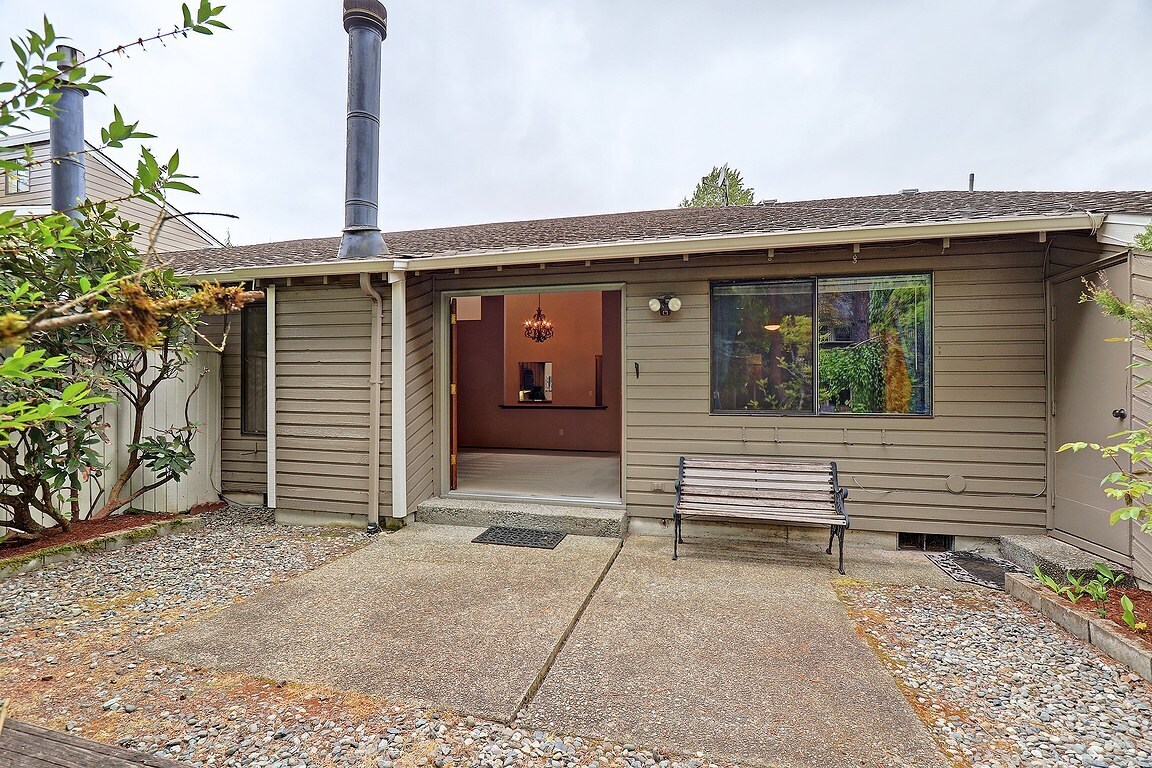 Building Photo - 2514 174th Ave NE