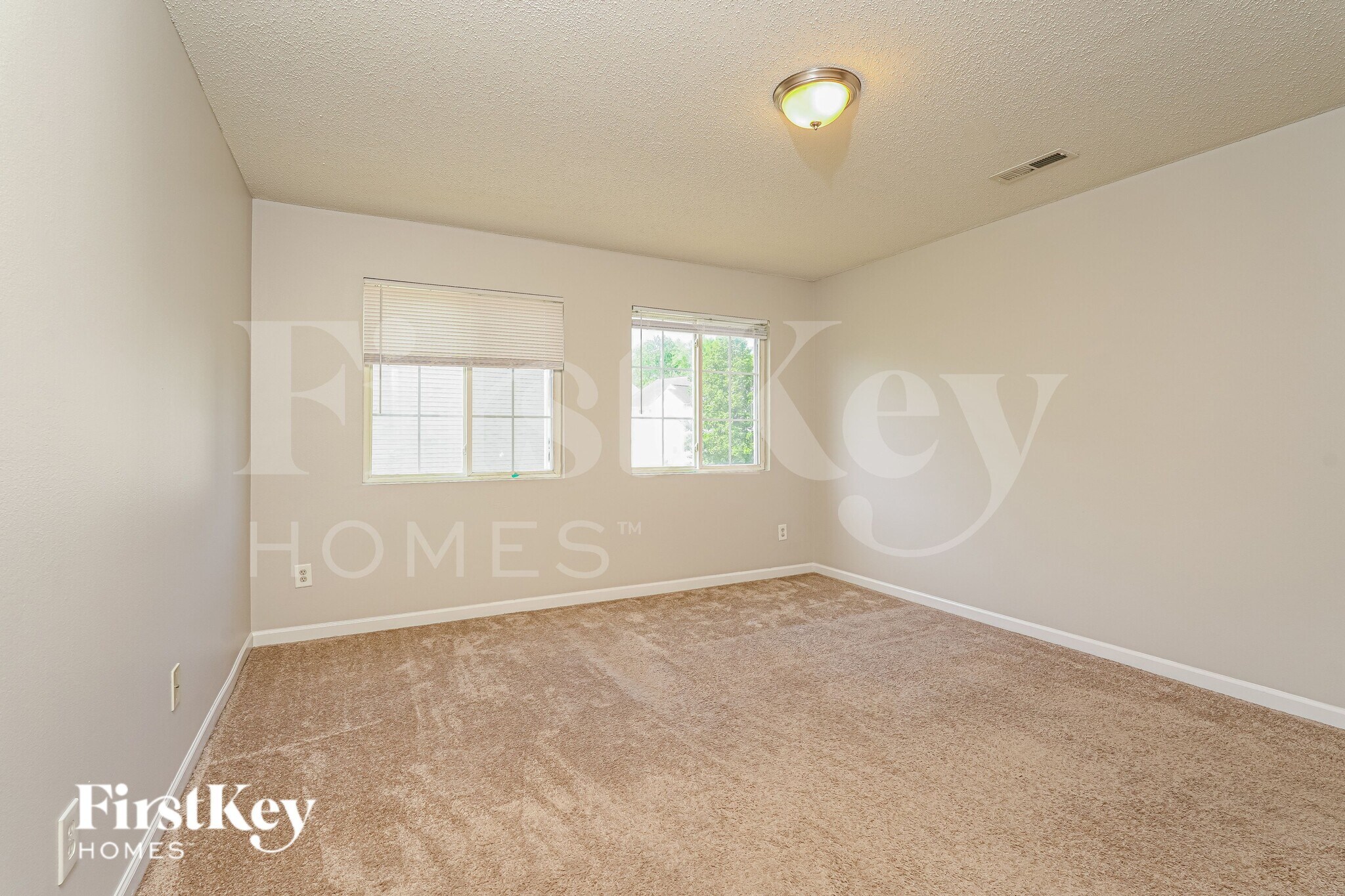 Building Photo - 2645 Ninfield Dr