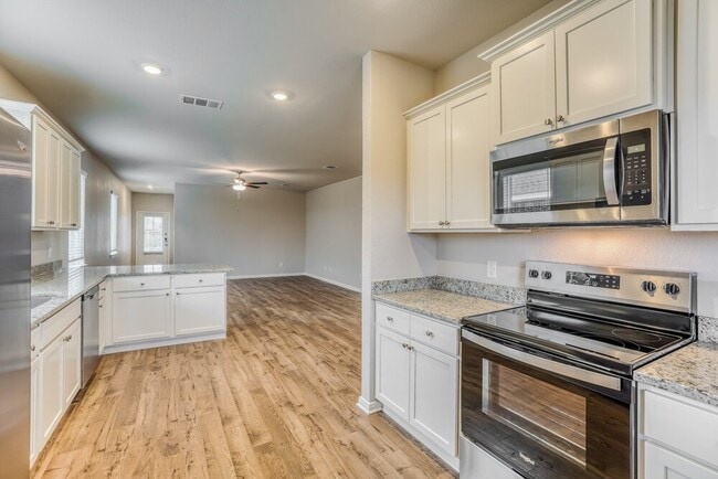 Building Photo - 7511 Tipton Meadow Way