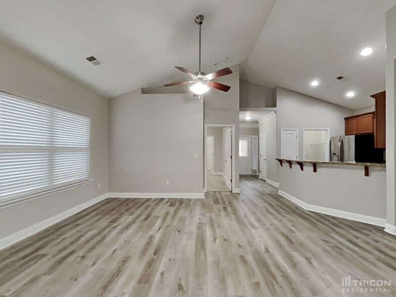 Building Photo - 506 Airdale Ln