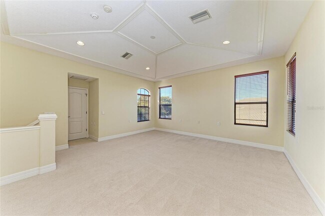 Building Photo - 650 Crane Prairie Way