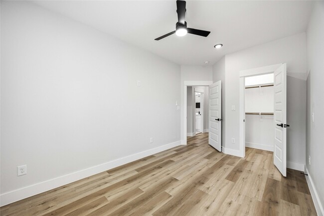Building Photo - 1084 Junell St