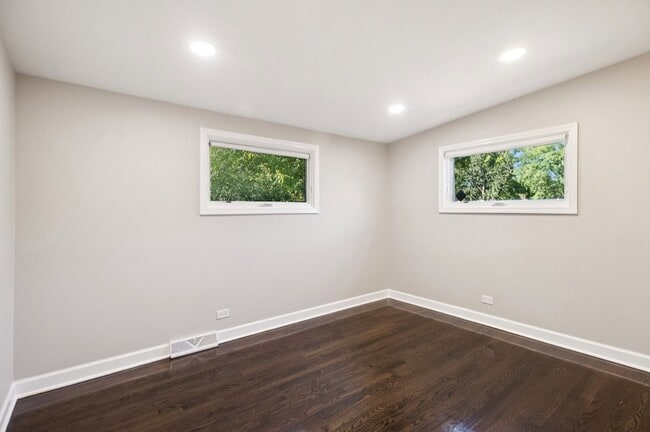 Building Photo - 1321 Heatherfield Ln