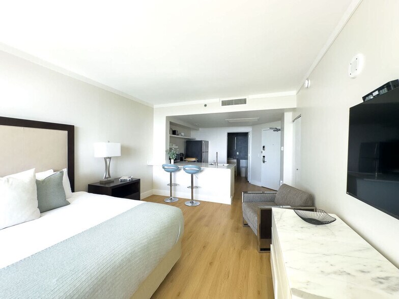 Building Photo - 2889 McFarlane Rd